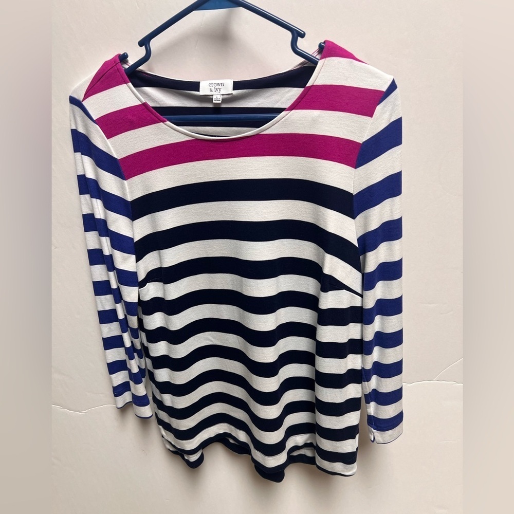 CROWN & IVY STRIPED 3/4 SLEEVE SIZE LARGE
BLACK/LIGHT NAVY/PINK TUNIC YOP